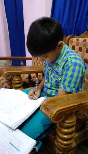 Student learning with a tutor